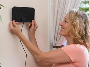 WORKS WITH ALMOST ANY TV